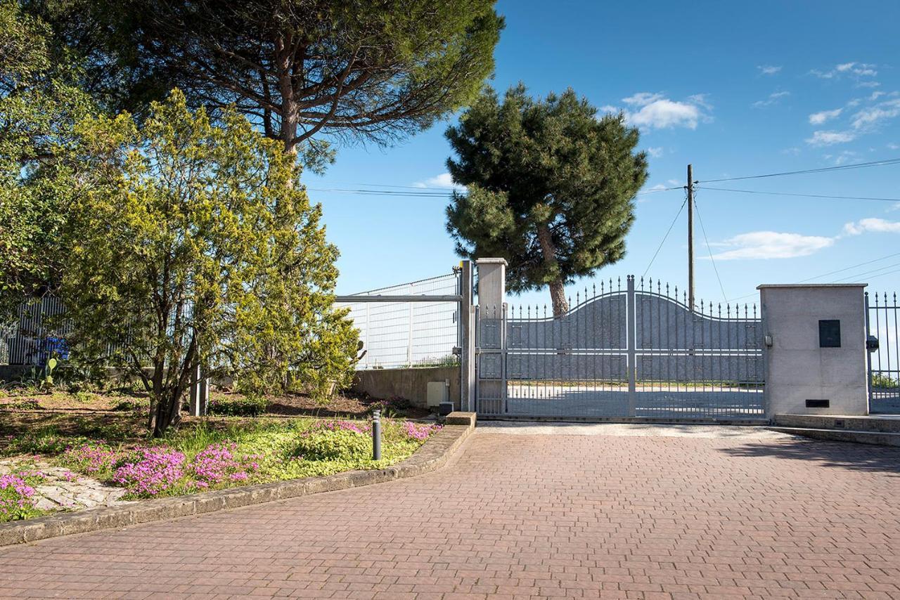 A11 - Varano, Delizioso Trilocale Con Giardino Ancona Kültér fotó